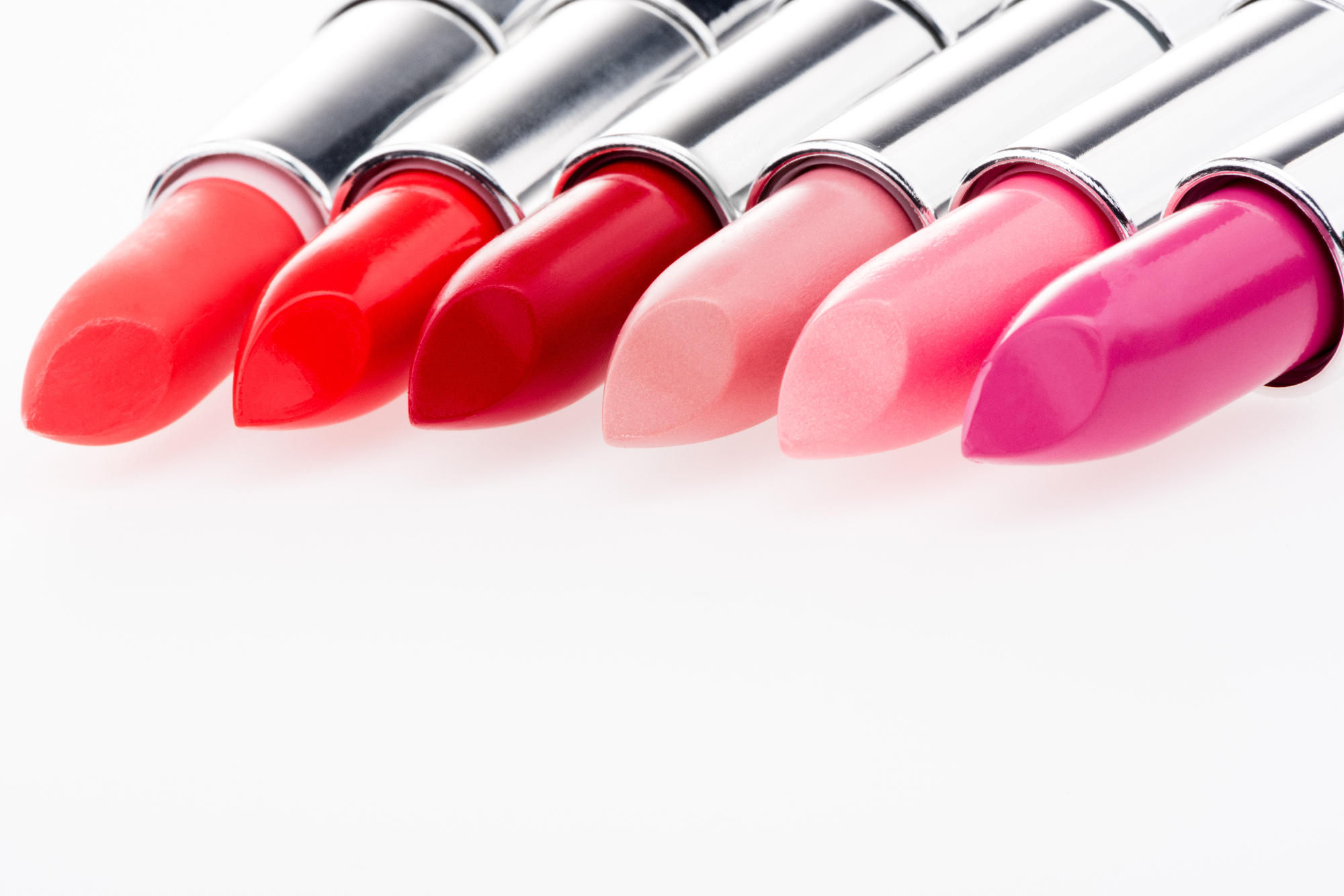 Danes že obstaja na stotine različnih vrst šmink